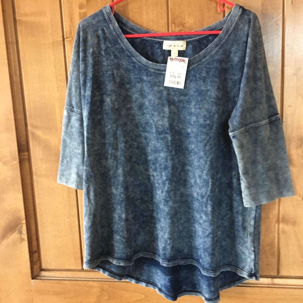 Women's Cloth and Stone Shirt